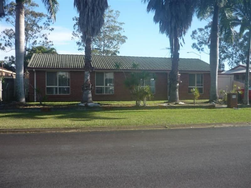 62 Crestwood Avenue, MORAYFIELD QLD 4506, Morayfield - Thumbnail 2