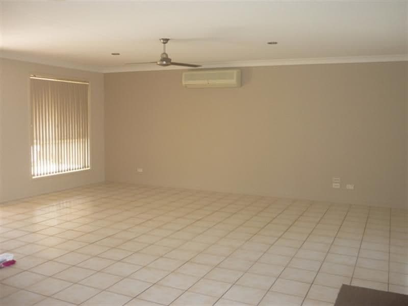 62 Crestwood Avenue, MORAYFIELD QLD 4506, Morayfield - Thumbnail 5