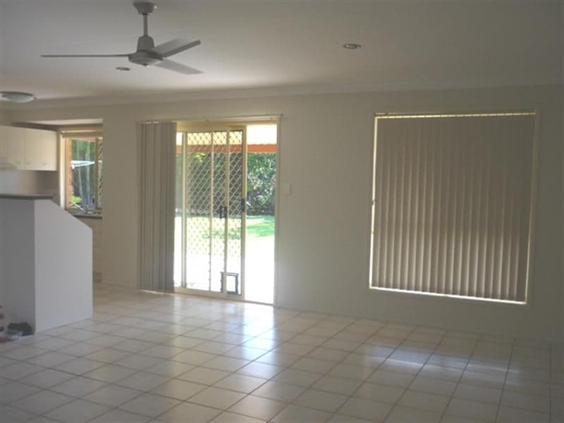 62 Crestwood Avenue, MORAYFIELD QLD 4506, Morayfield - Thumbnail 7