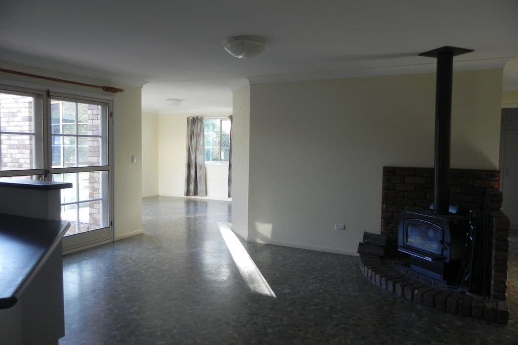 8 Fairway Drive, Pittsworth QLD 4356, Pittsworth - Thumbnail 6