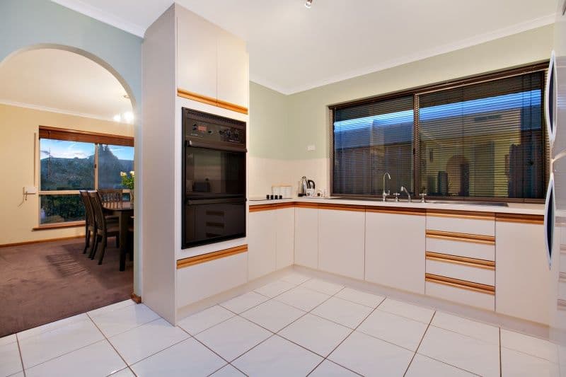 52 Clearwater Crescent, SEAFORD RISE SA 5169, Seaford Rise - Thumbnail 3