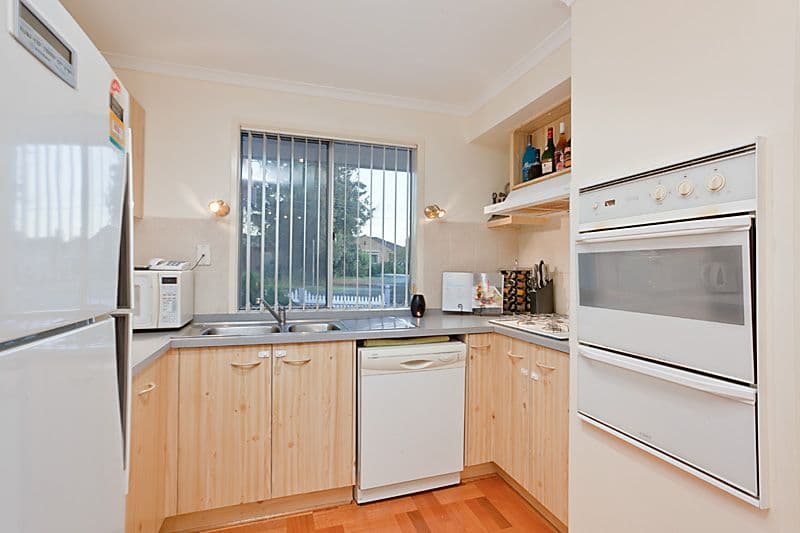 87 Waverley Road, CHADSTONE VIC 3148, Chadstone - Thumbnail 3