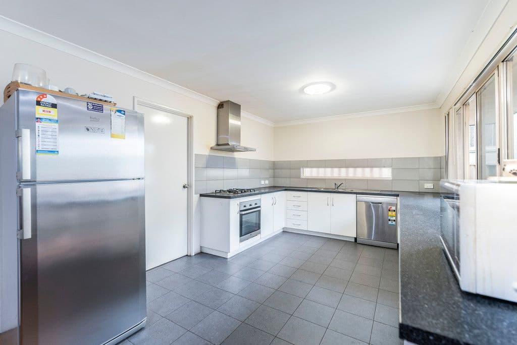 46 Barker Street, Belmont WA 6104, Belmont - Thumbnail 3