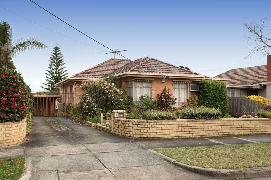 2/11 Anthony Street, Mildura - Image 1