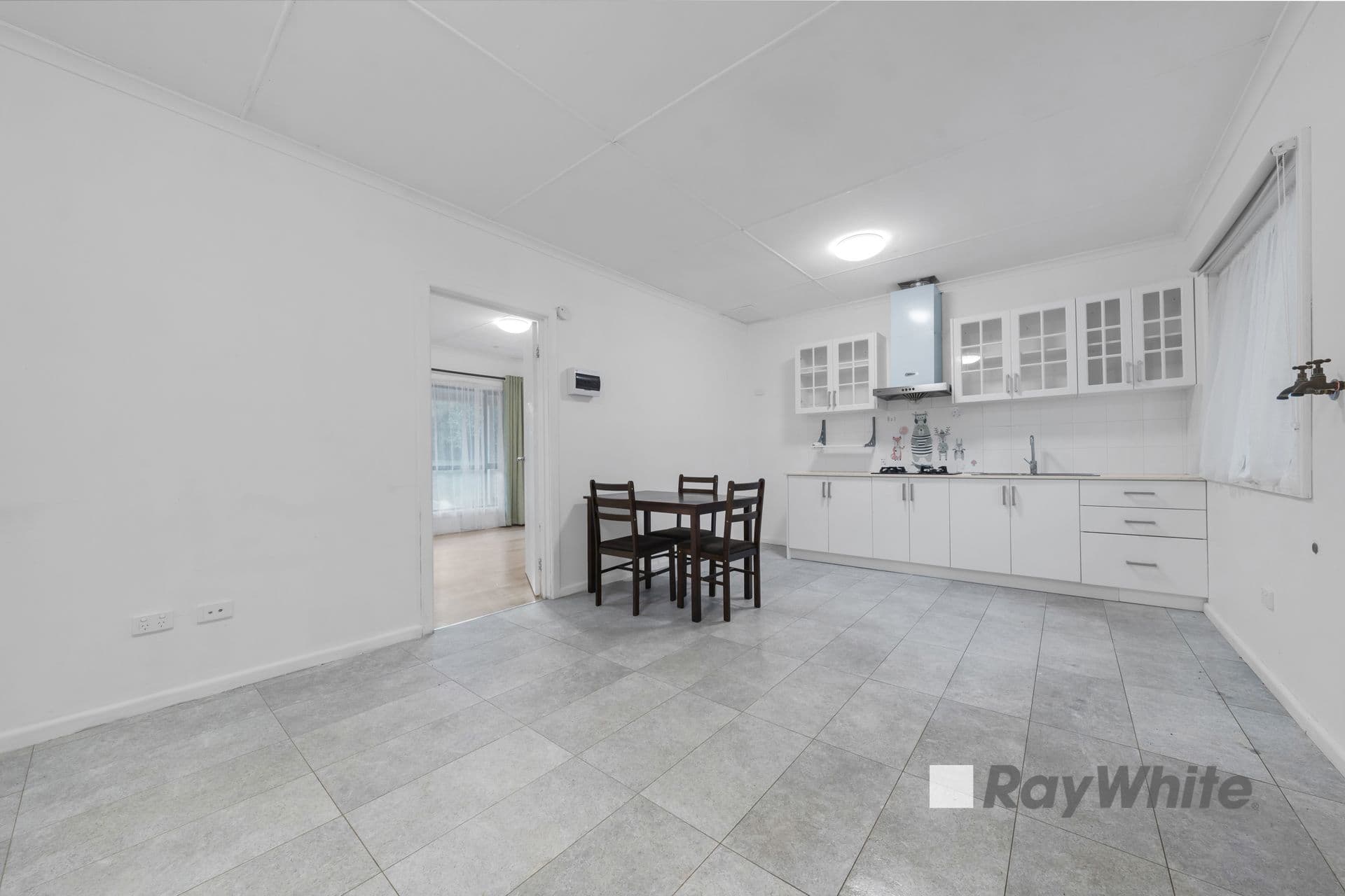 10 Halcyon Way, Narre Warren South VIC 3805, Narre Warren South - Thumbnail 8