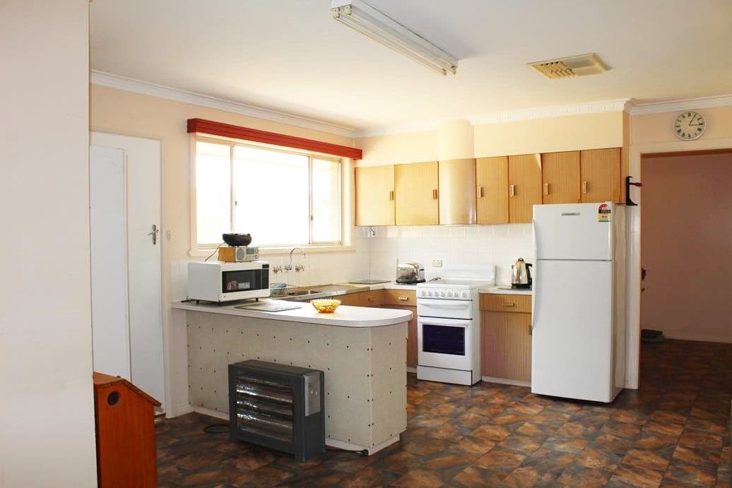 52 Keera Street, Bingara NSW 2404, Bingara - Thumbnail 5