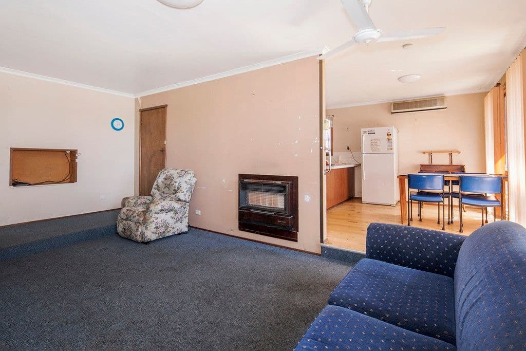 313 Vickers Street, Sebastopol VIC 3356, Sebastopol - Thumbnail 2
