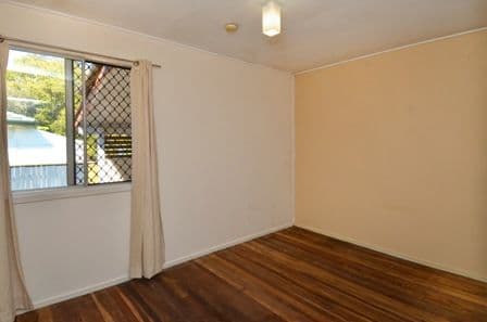 19 Malabar Street, WYNNUM WEST QLD 4178, Wynnum West - Thumbnail 6