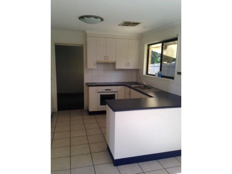 6 Coombs Court, Emerald QLD 4720, Emerald - Thumbnail 5