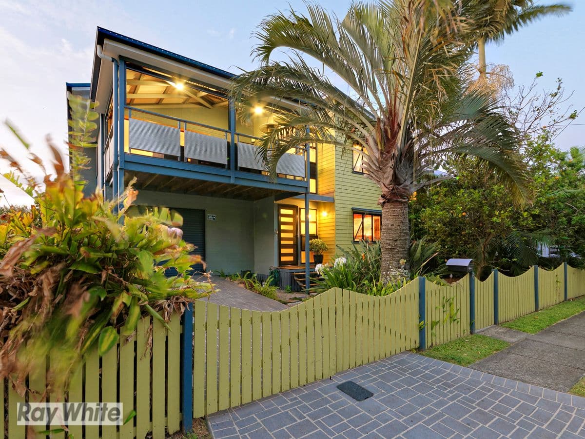 6 First Avenue, Sandgate QLD 4017, Sandgate - Thumbnail 4