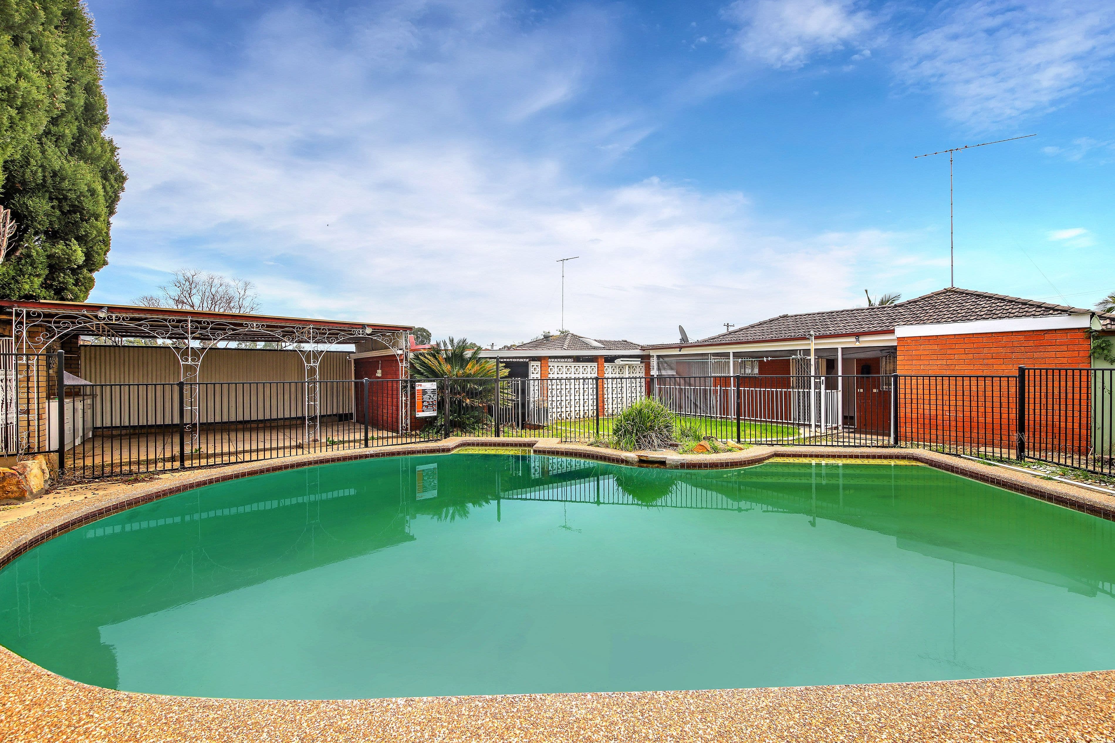 16 Jacaranda Drive, Georges Hall NSW 2198, Georges Hall - Thumbnail 8