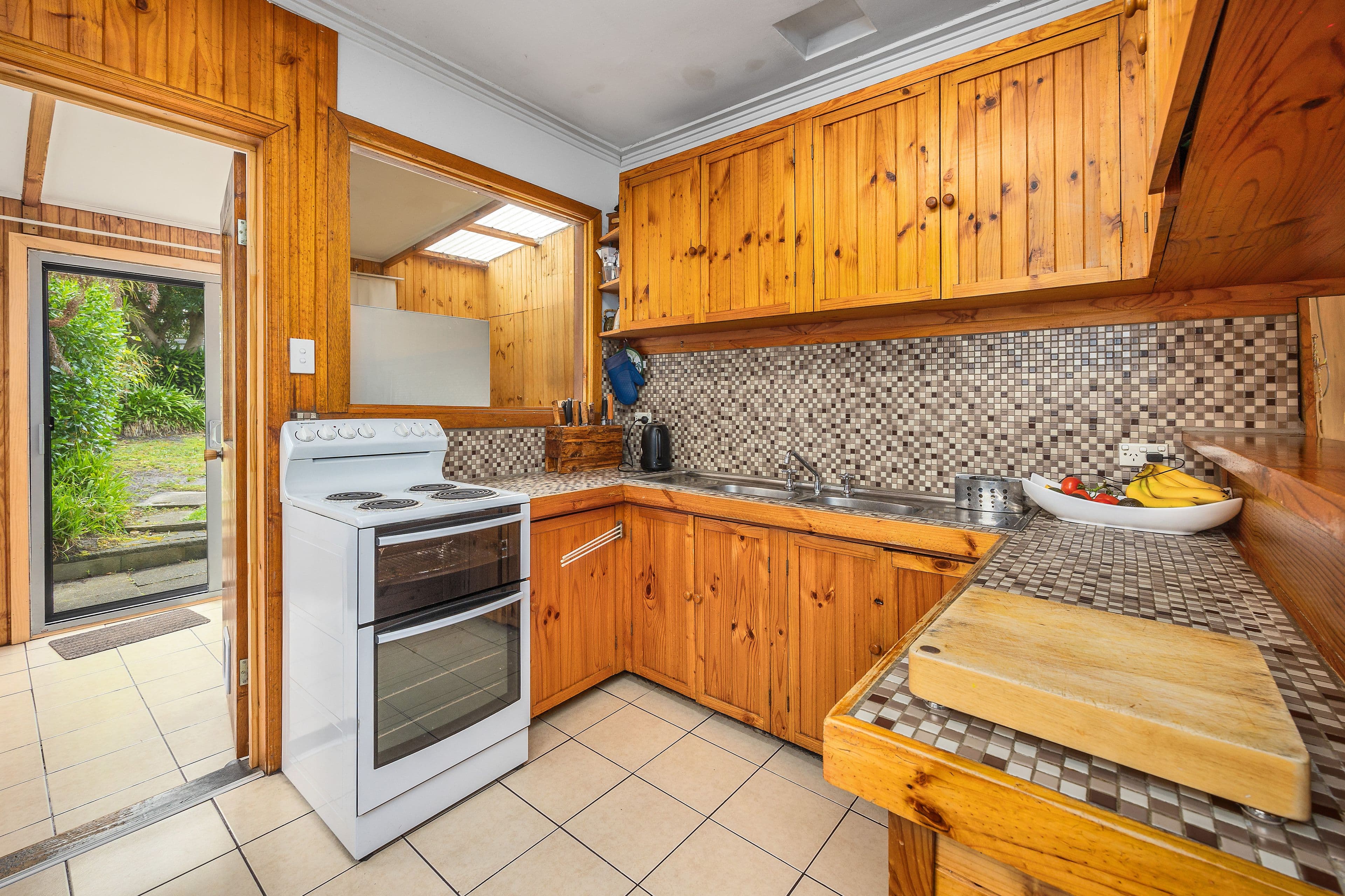 27 Hayes Avenue, Rosebud VIC 3939, Rosebud - Thumbnail 3