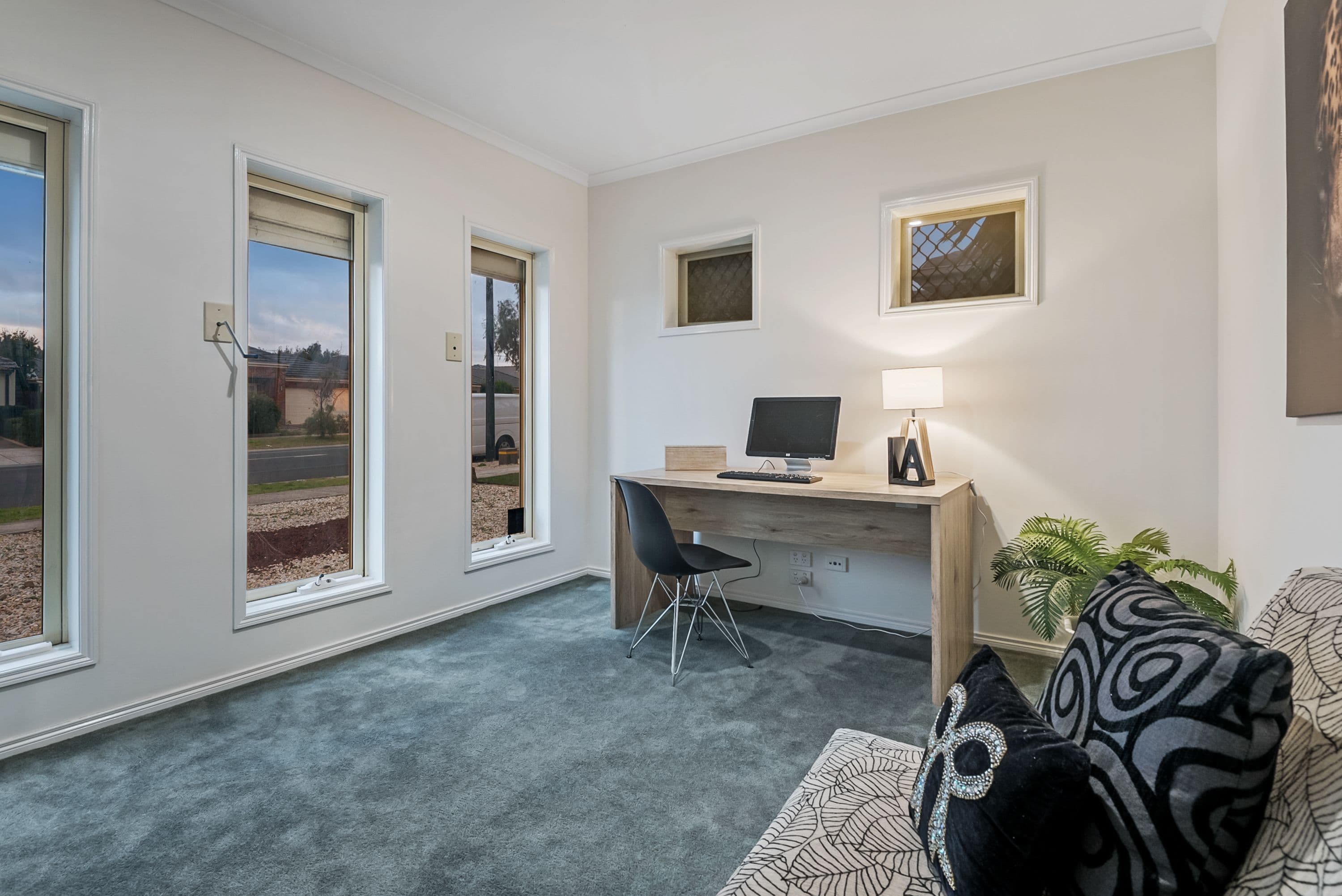 83 Inglewood Drive, Burnside Heights VIC 3023, Burnside Heights - Thumbnail 2