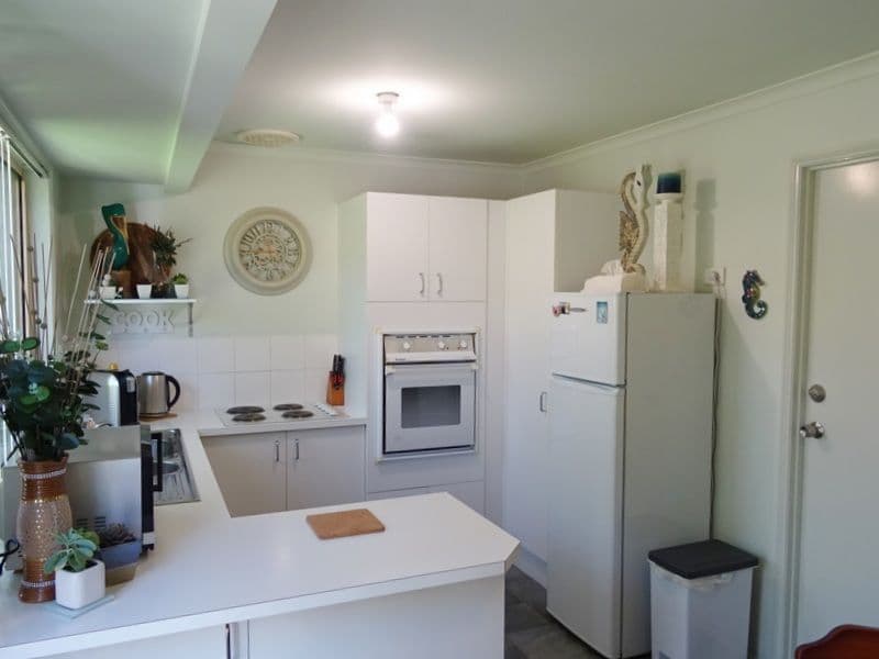 15 Michigan Drive, Oxenford QLD 4210, Oxenford - Thumbnail 5