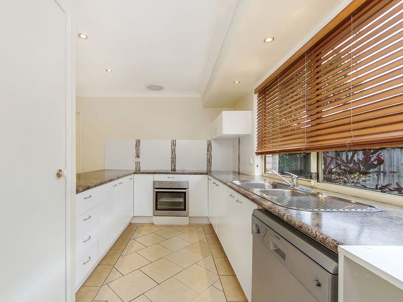 4 Amanda Street, Upper Coomera QLD 4209, Upper Coomera - Thumbnail 4