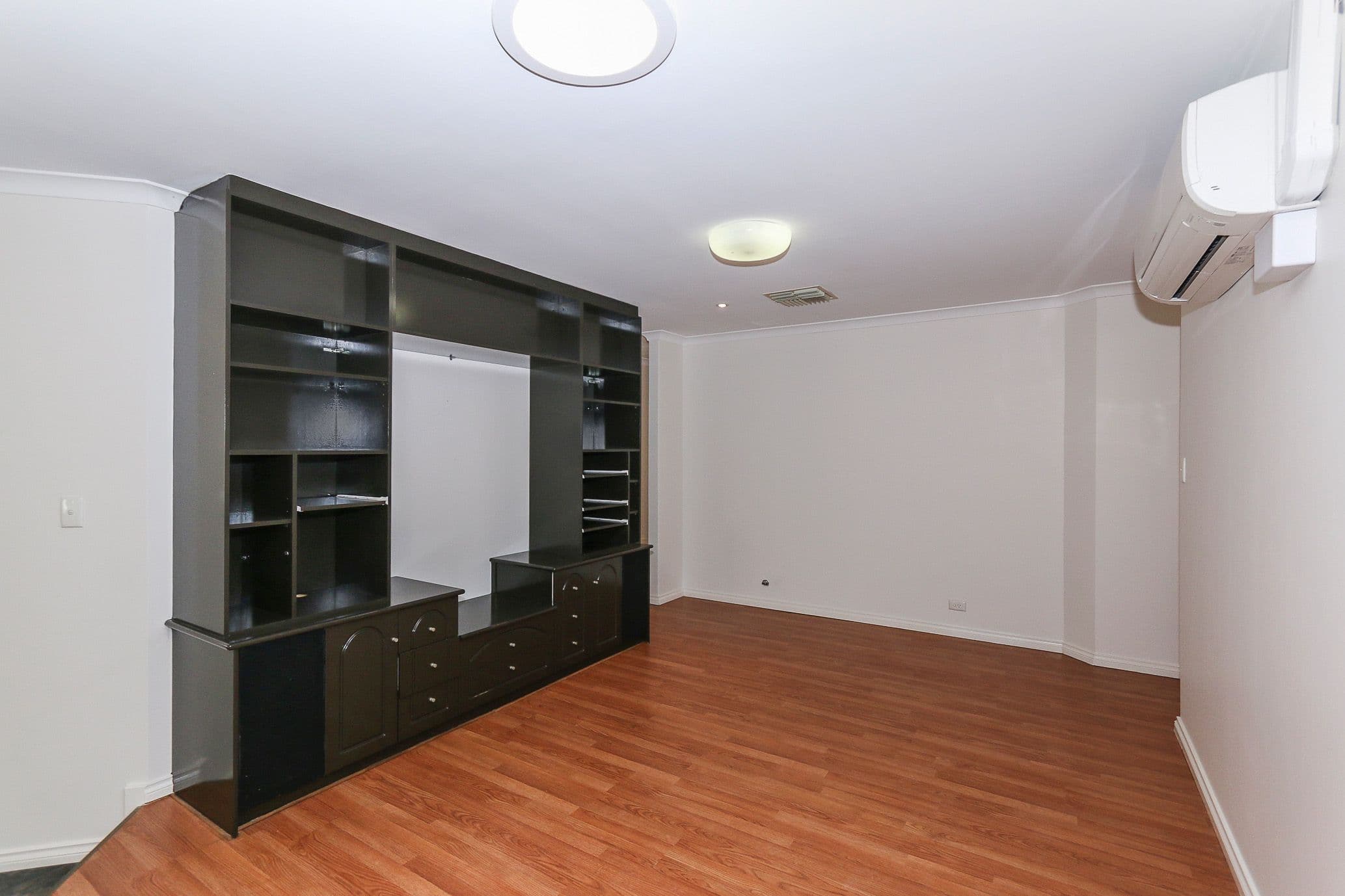33 Towerhill Road, Alexander Heights WA 6064, Alexander Heights - Thumbnail 6