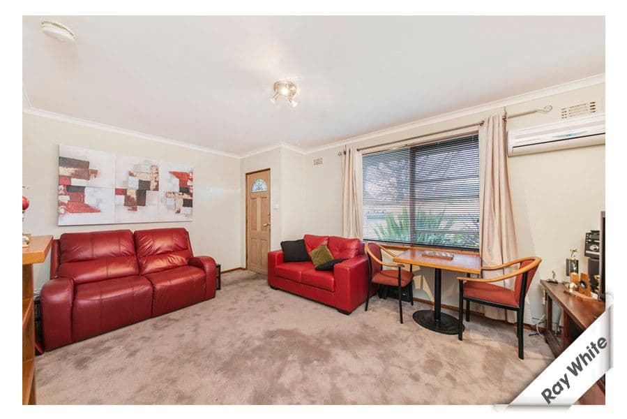 11 Broughton Place, QUEANBEYAN NSW 2620, Queanbeyan - Thumbnail 2