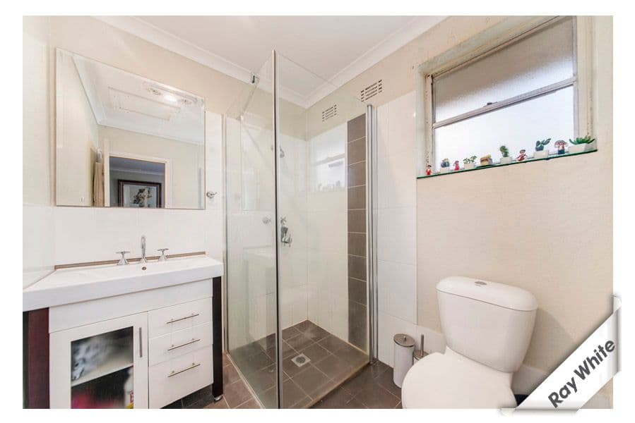11 Broughton Place, QUEANBEYAN NSW 2620, Queanbeyan - Thumbnail 6