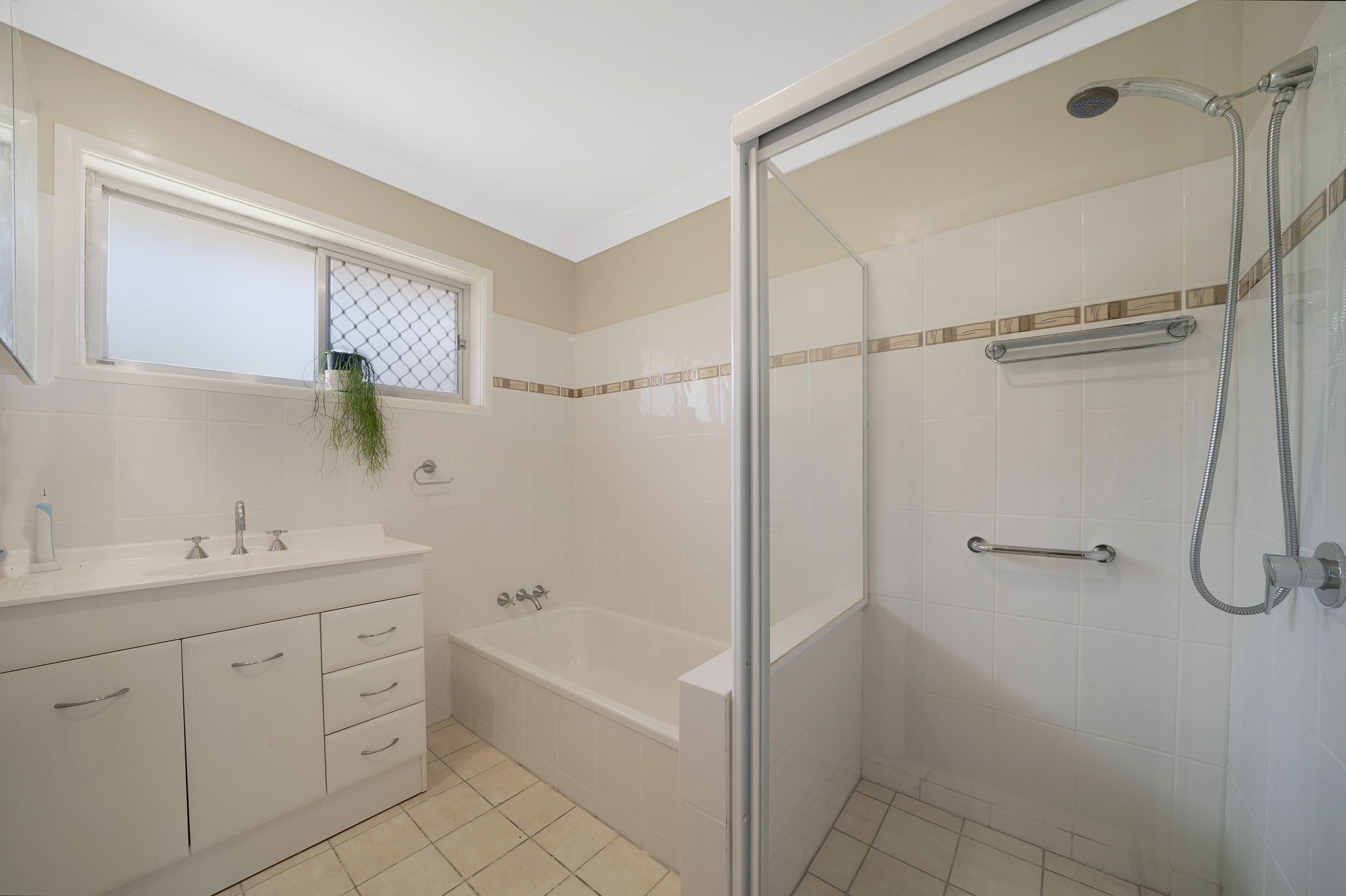 16 Tandara Street, Rochedale South QLD 4123, Rochedale South - Thumbnail 7