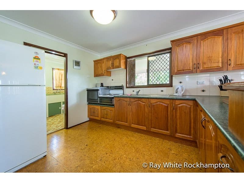 2 Dinsdale Street, Norman Gardens QLD 4701, Norman Gardens - Thumbnail 4