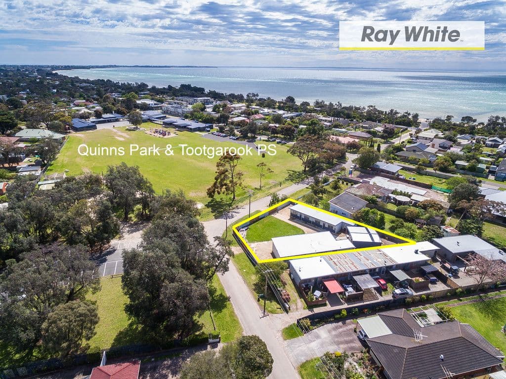 15 Burdett Street, Tootgarook VIC 3941, Tootgarook - Thumbnail 2