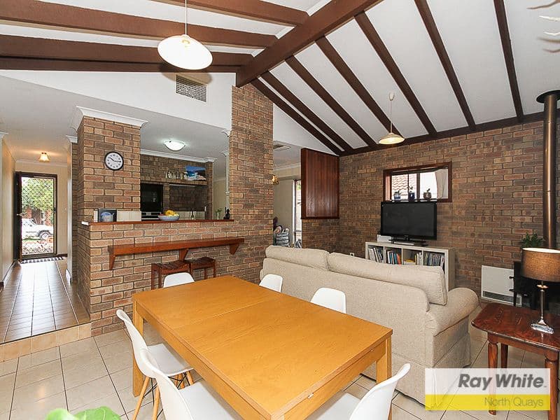 3 Chandler Road, Sorrento WA 6020, Sorrento - Thumbnail 5