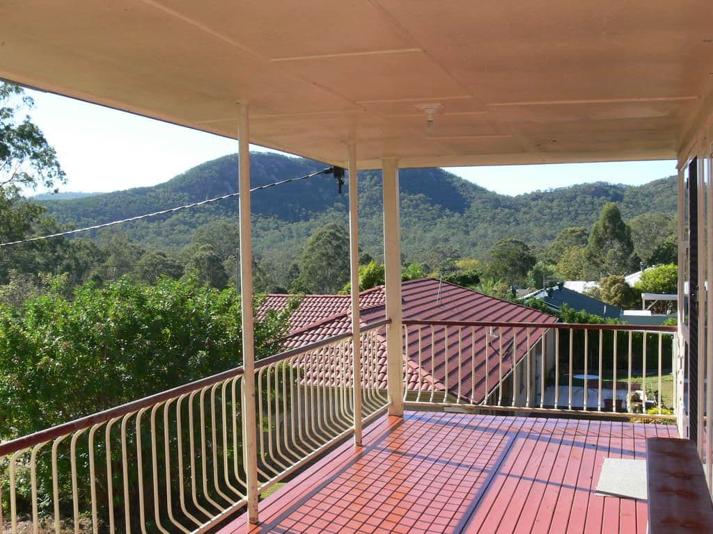 42 Barbour Street, Esk QLD 4312, Esk - Thumbnail 2