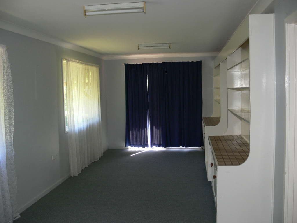 42 Barbour Street, Esk QLD 4312, Esk - Thumbnail 7