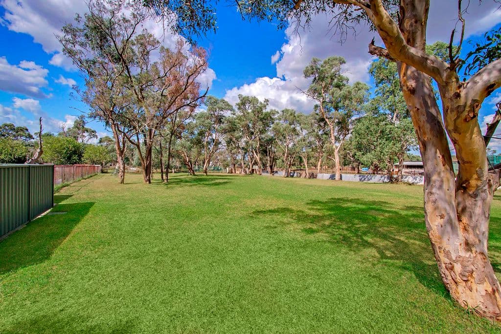 10 Fifth Road, BERKSHIRE PARK NSW 2765, Berkshire Park - Thumbnail 3