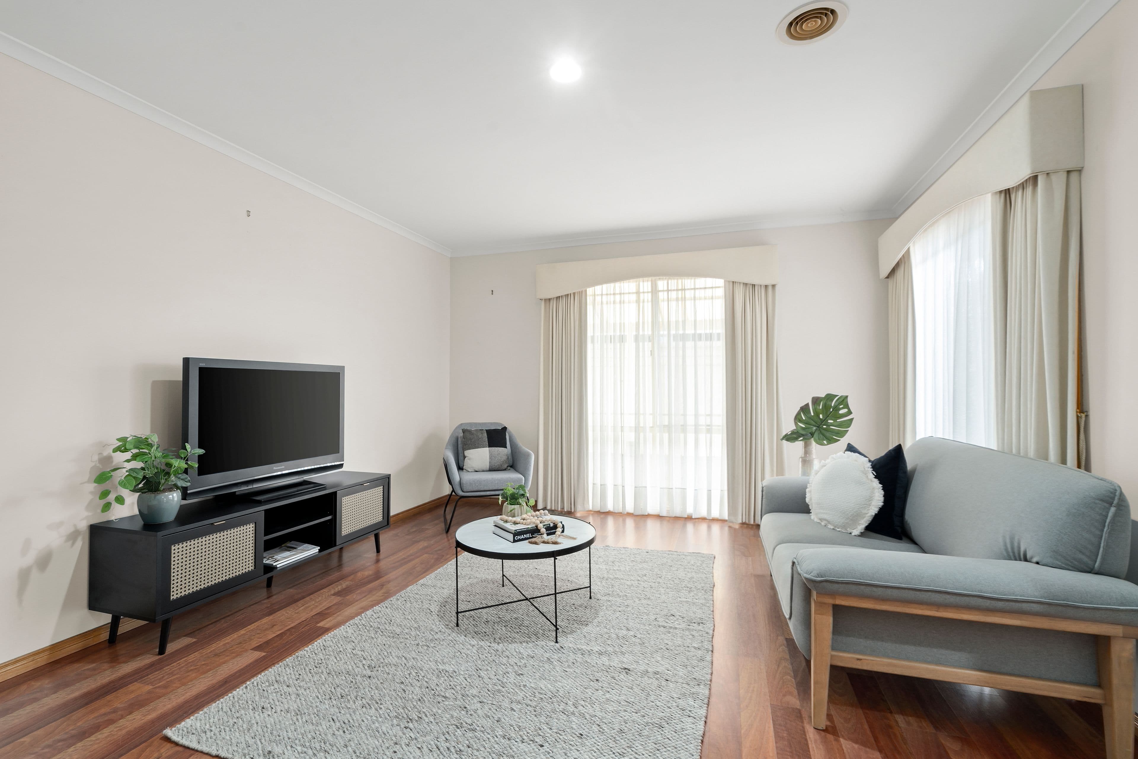 16 Archer Avenue, Sunbury VIC 3429, Sunbury - Thumbnail 4