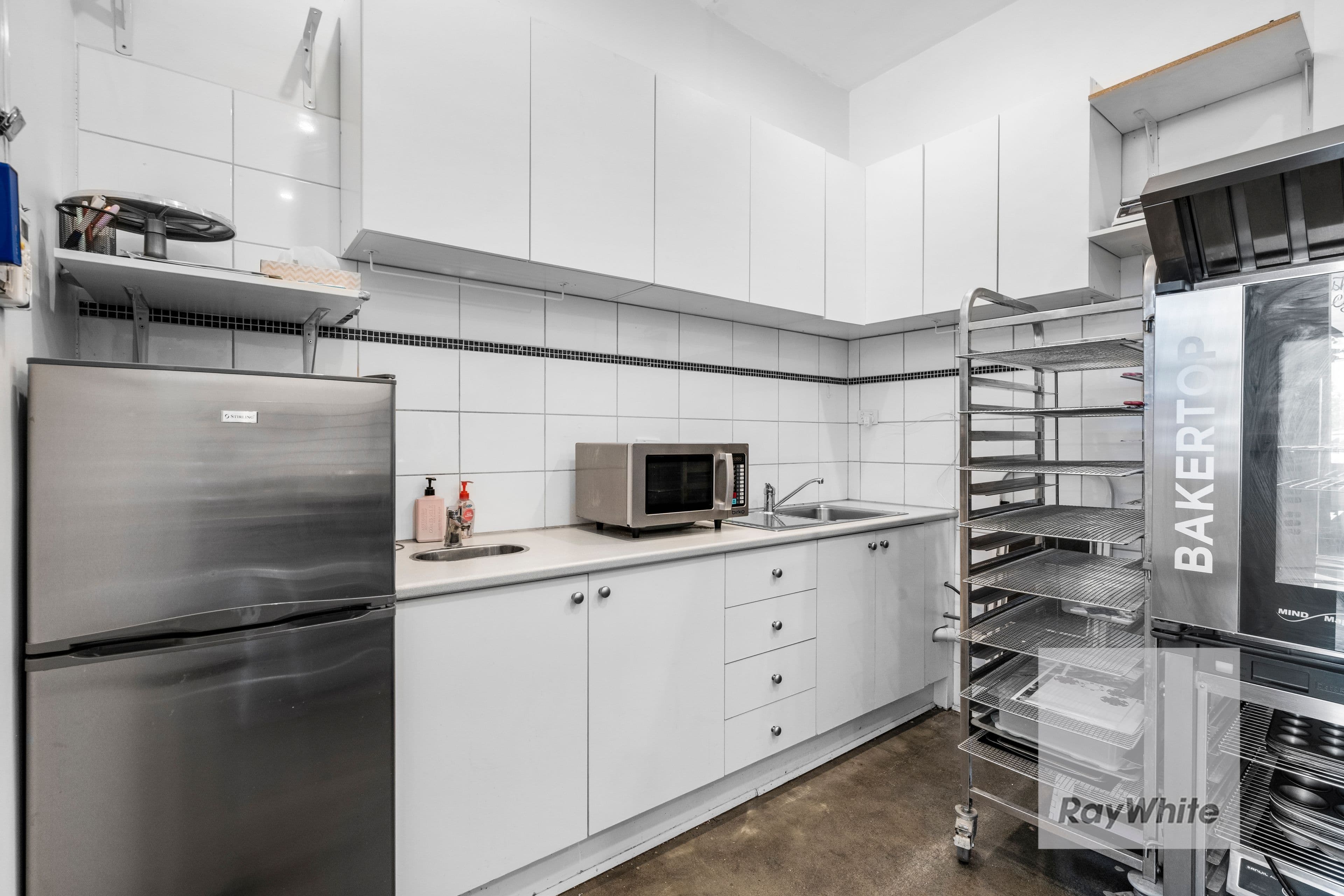 73 Devonshire Road, Watsonia VIC 3087, Watsonia - Thumbnail 7