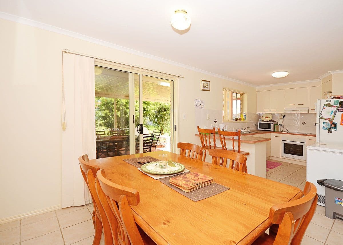 12 Kestrel Court, ELI WATERS QLD 4655, Eli Waters - Thumbnail 5