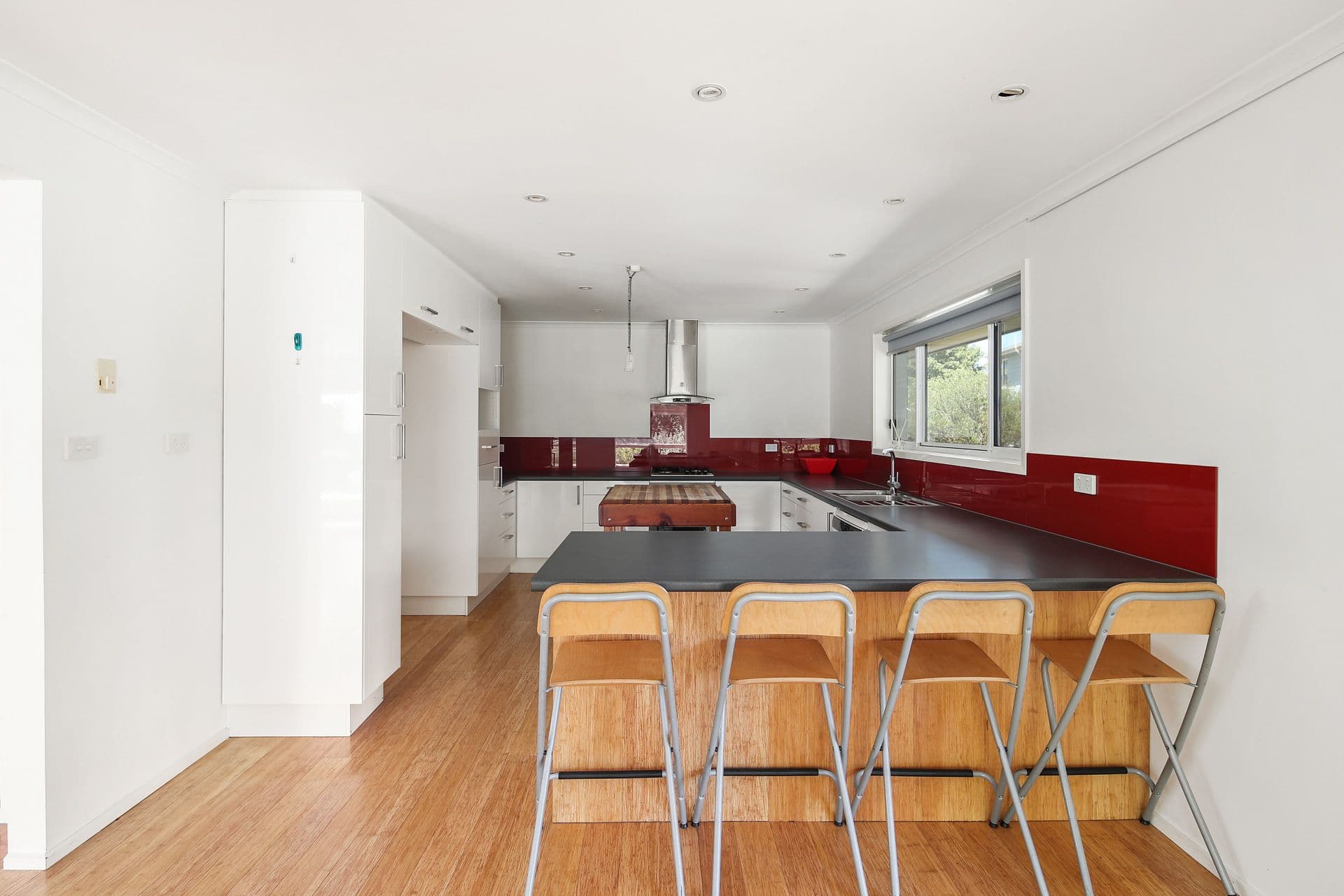 3 McRae Avenue, Cowes VIC 3922, Cowes - Thumbnail 2