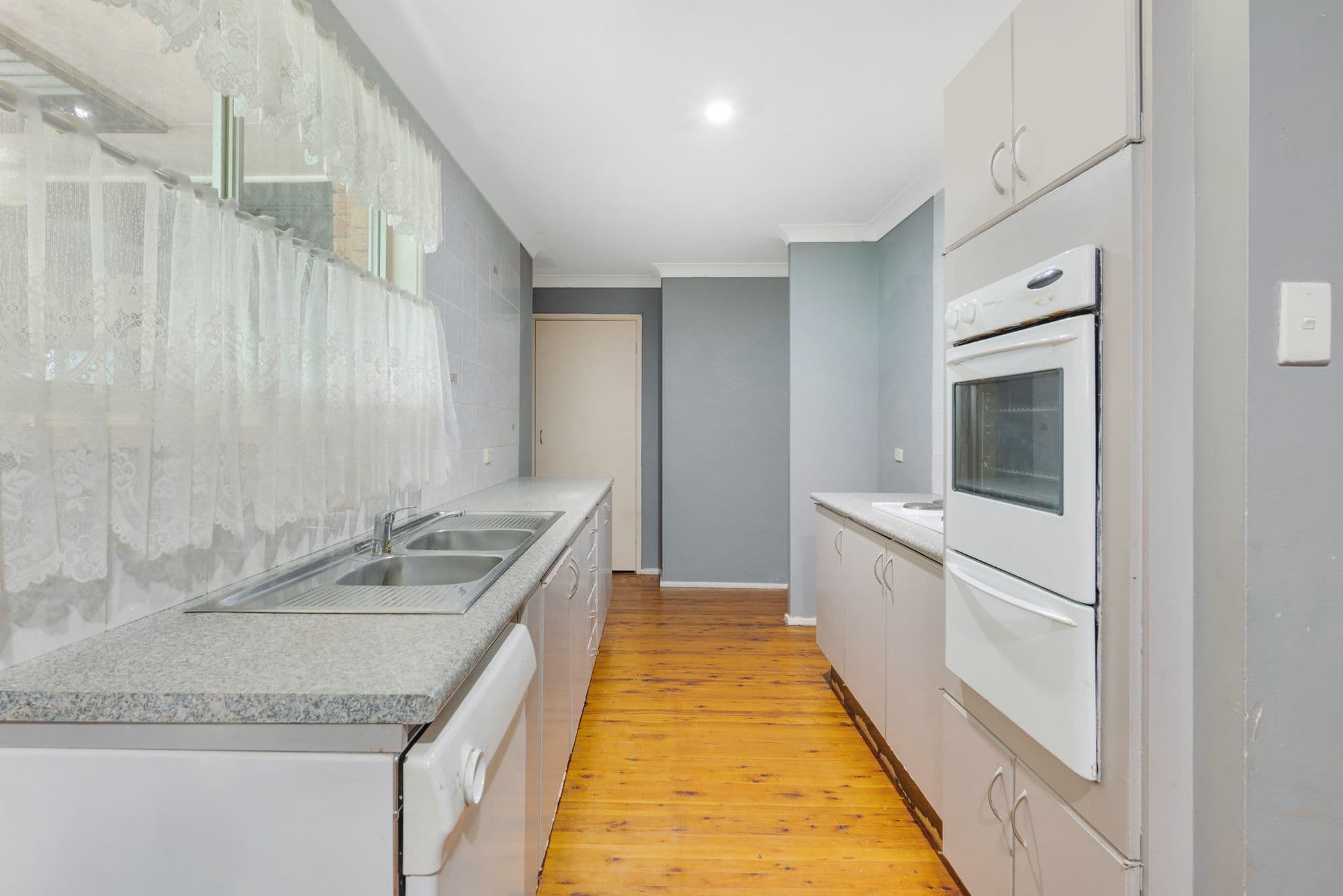 38 Queenscliff Drive, Woodbine NSW 2560, Woodbine - Thumbnail 3