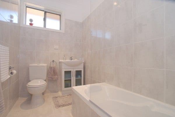 21 Mountain Crescent, MULGRAVE VIC 3170, Mulgrave - Thumbnail 2