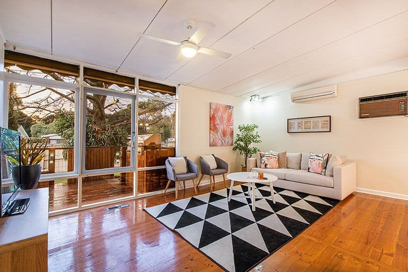 18 Park Boulevard, Ferntree Gully VIC 3156, Ferntree Gully - Thumbnail 2