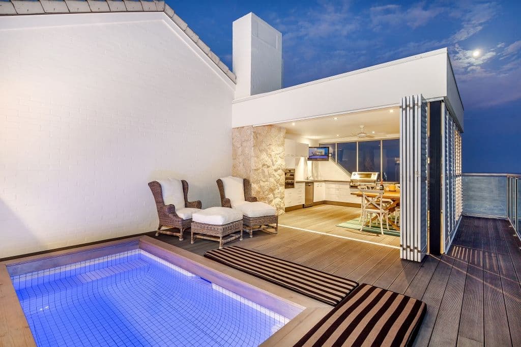 79 Albatross Avenue, Mermaid Beach QLD 4218, Mermaid Beach - Thumbnail 3