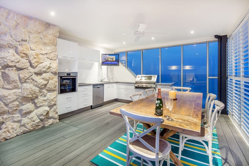 79 Albatross Avenue, Mermaid Beach QLD 4218, Mermaid Beach - Thumbnail 4