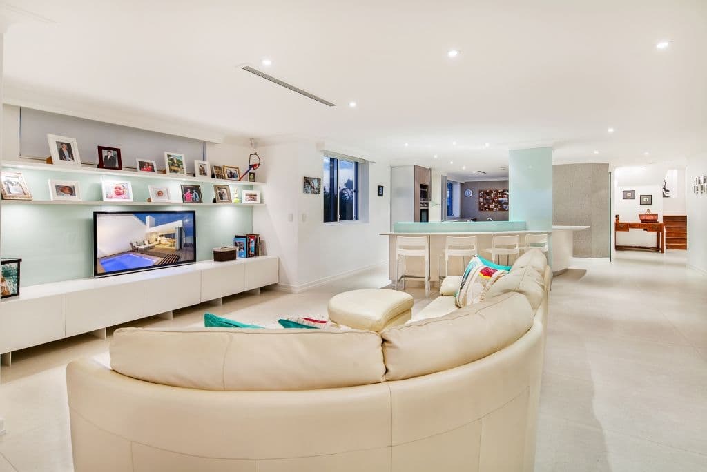 79 Albatross Avenue, Mermaid Beach QLD 4218, Mermaid Beach - Thumbnail 6