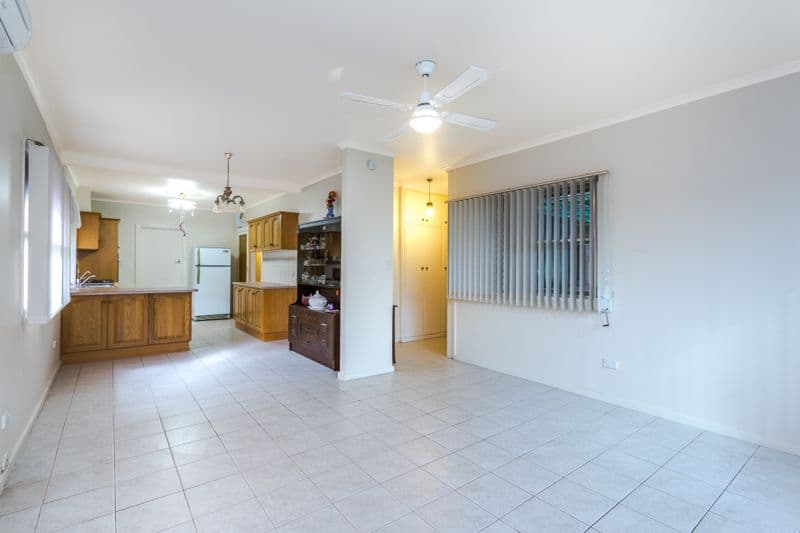 77 Hartley Road, FLINDERS PARK SA 5025, Flinders Park - Thumbnail 3