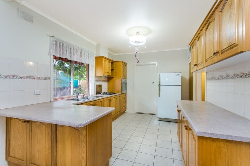 77 Hartley Road, FLINDERS PARK SA 5025, Flinders Park - Thumbnail 4