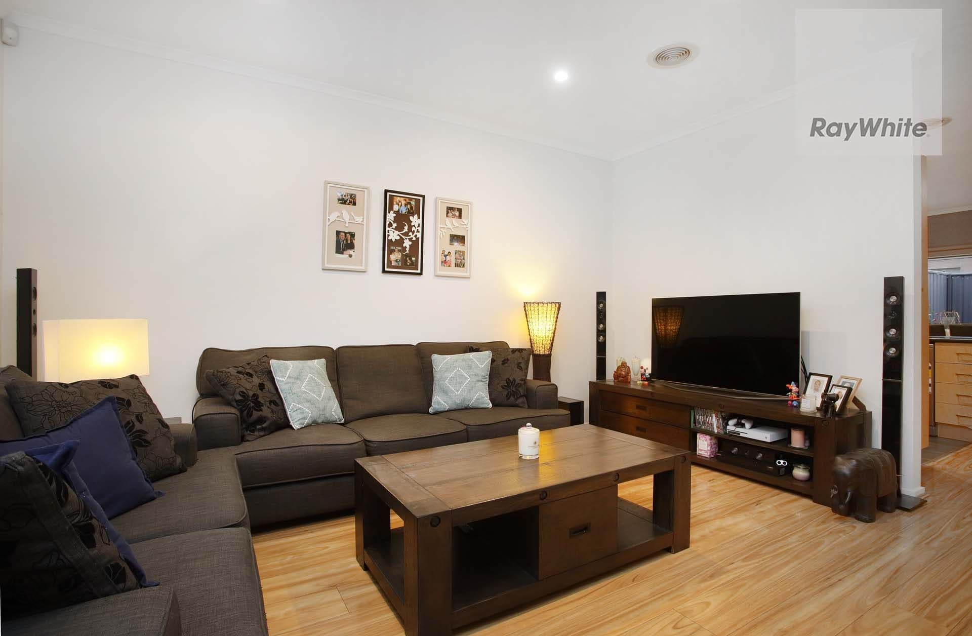 2 Balerno Circle, Gowanbrae VIC 3043, Gowanbrae - Thumbnail 3