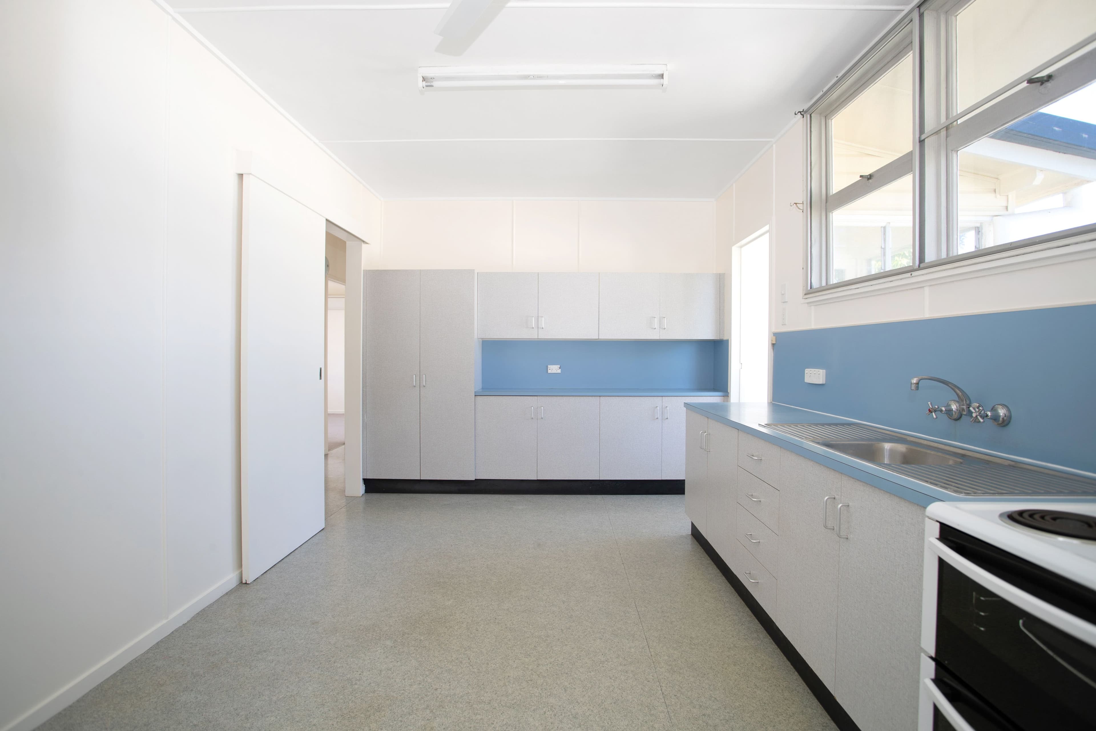 8 Robinson Street, North Mackay QLD 4740, North Mackay - Thumbnail 5