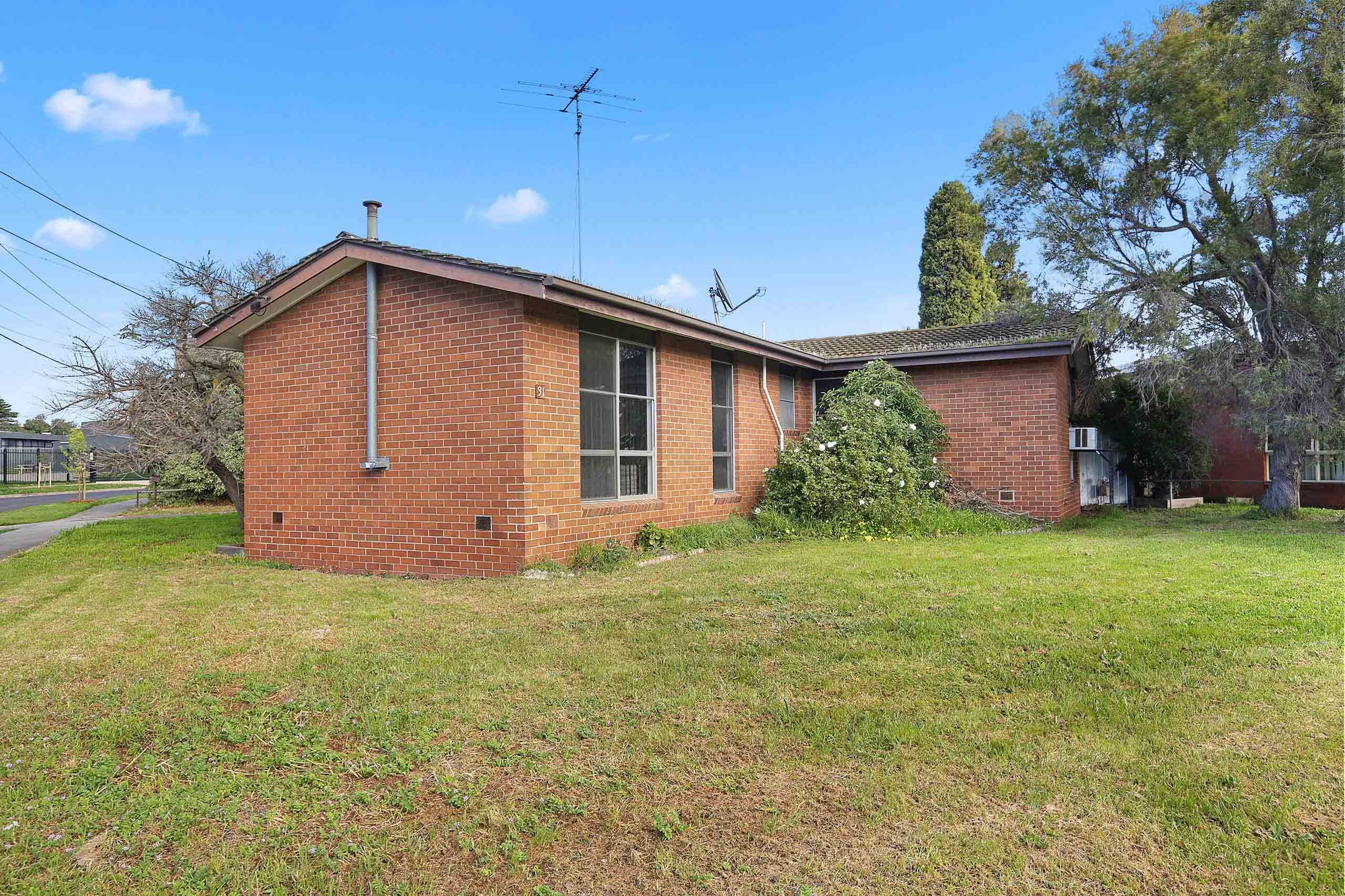 31 Kosciusko Avenue, Corio VIC 3214, Corio - Thumbnail 2