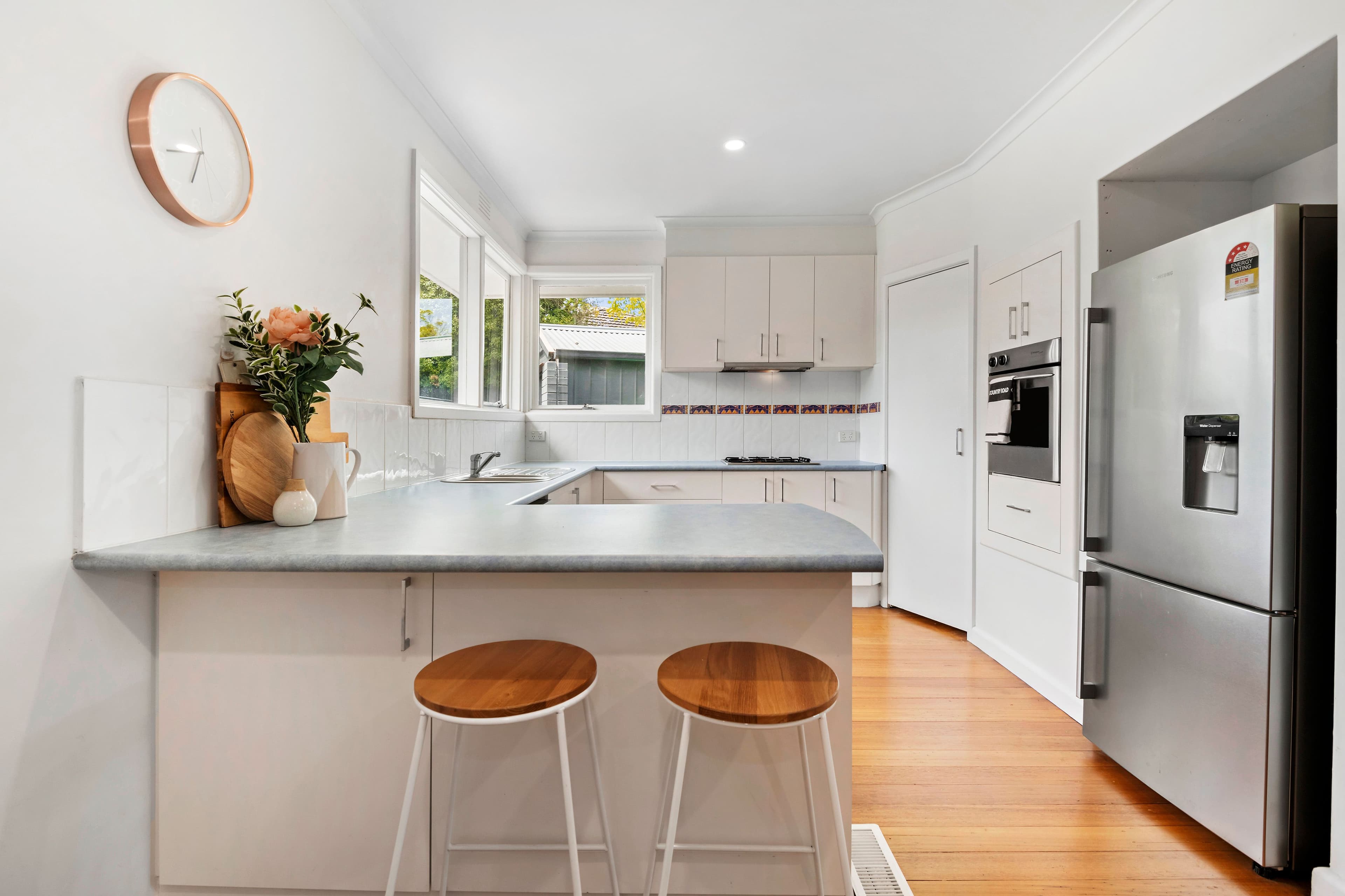 6 Genoa Court, Frankston VIC 3199, Frankston - Thumbnail 2