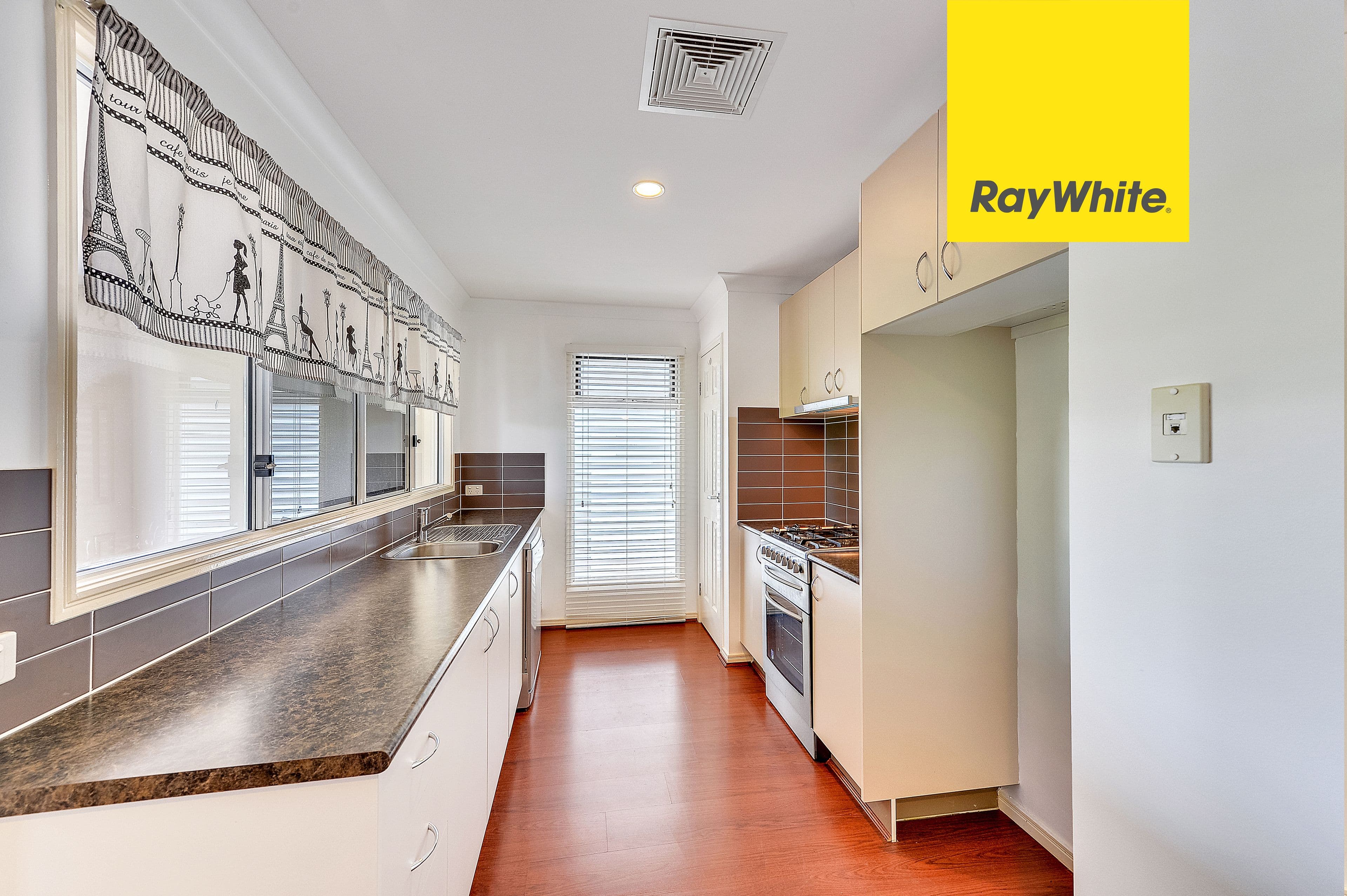 8 Mist Lane, Springfield Lakes QLD 4300, Springfield Lakes - Thumbnail 2