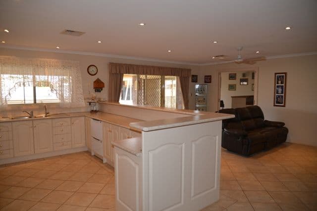 14 Catherine Street, Stirling North SA 5710, Stirling North - Thumbnail 8