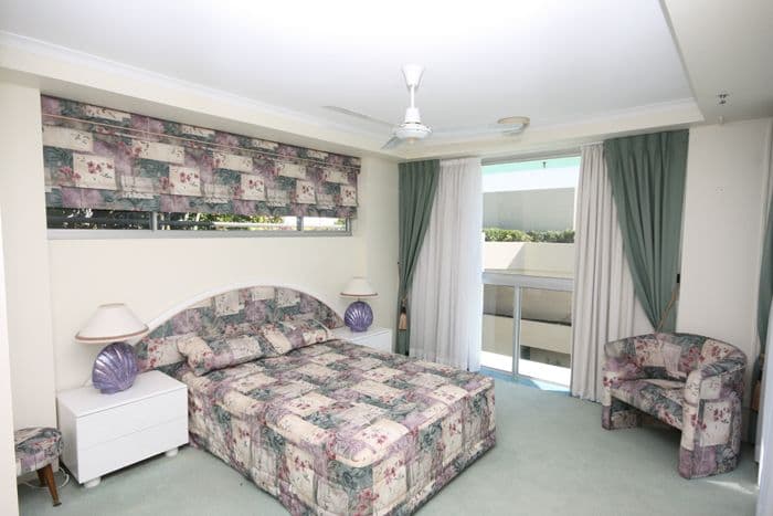 70 Marine Parade, COOLANGATTA QLD 4225, Coolangatta - Thumbnail 6