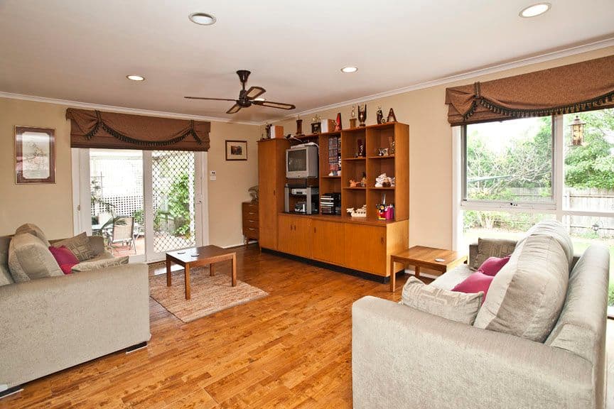 18 Gyton Avenue, GLEN WAVERLEY VIC 3150, Glen Waverley - Thumbnail 2