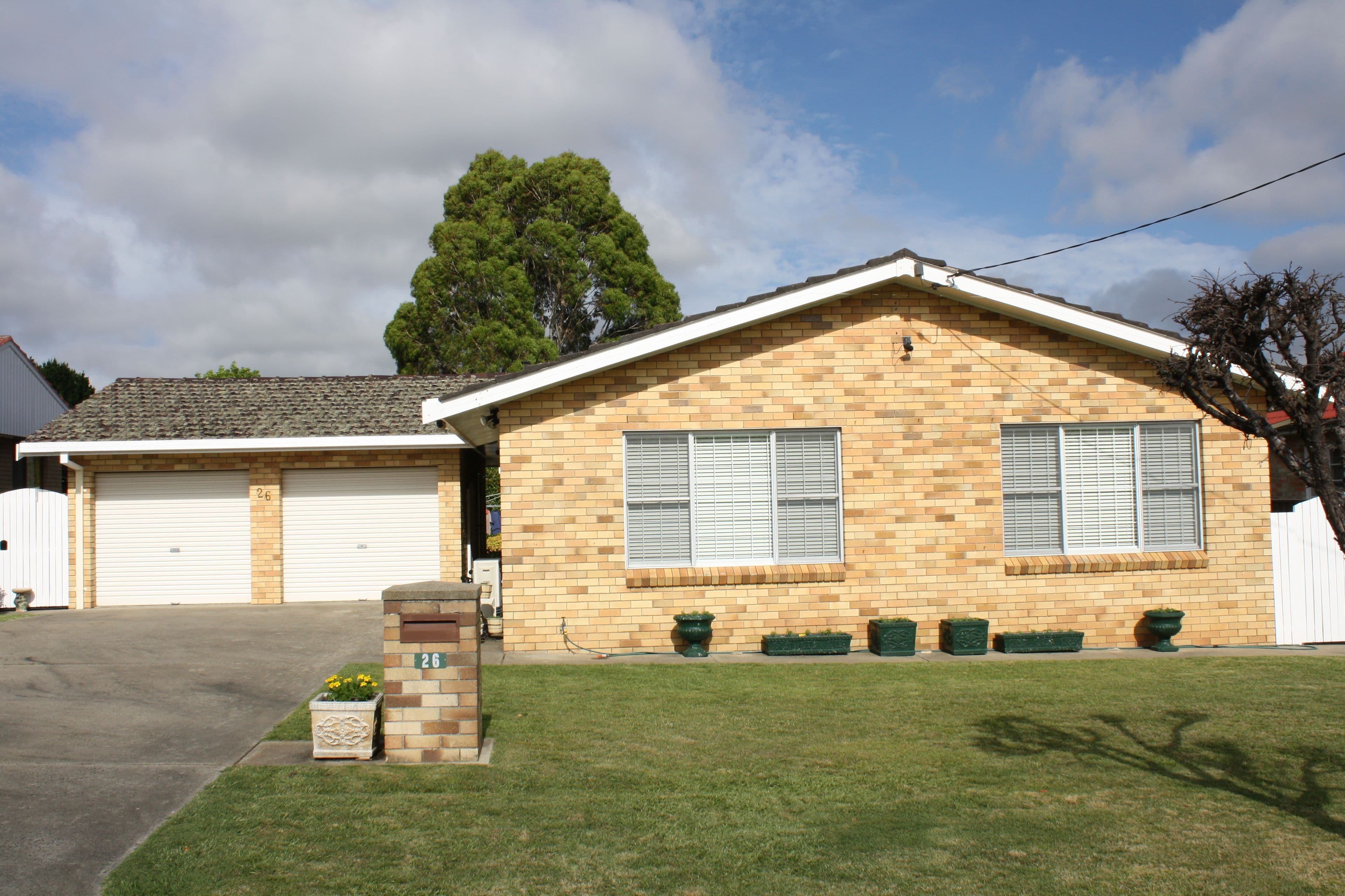 Glen Innes NSW 2370, Glen Innes - Image 1